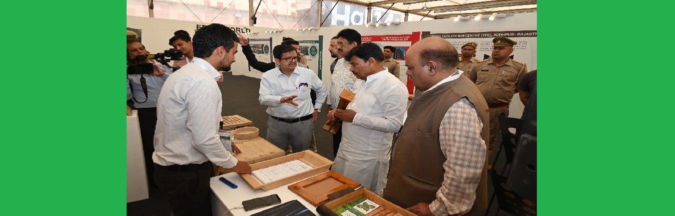 Shri Krishan Pal Malik, Hon'ble Minister of State for Zoological Garden, Environment, Forest and Climate Change of Uttar Pradesh visited Vriksh Booth at 59th IHGF Delhi Fair Spring, 2025